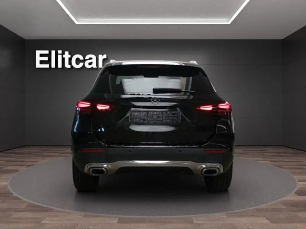 Mercedes-Benz GLA SUV usata a Milano (4)