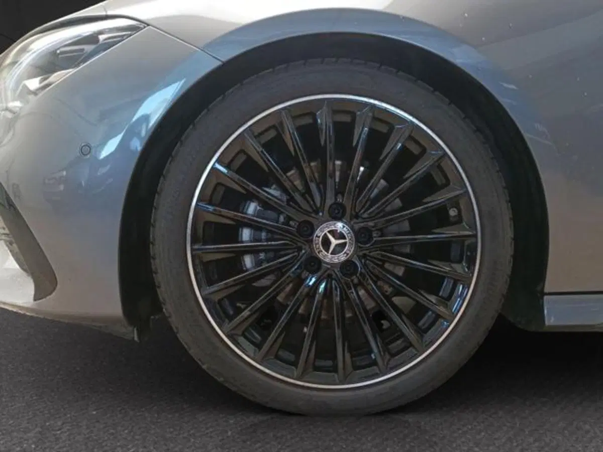 Mercedes-Benz CLA Shooting Brake usata a Milano (7)