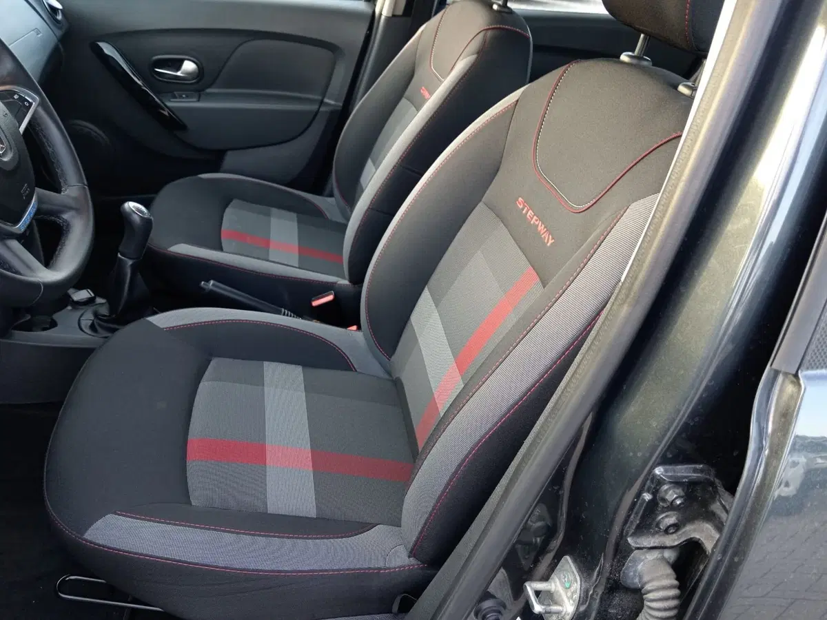 Dacia Sandero usata a Alessandria (10)