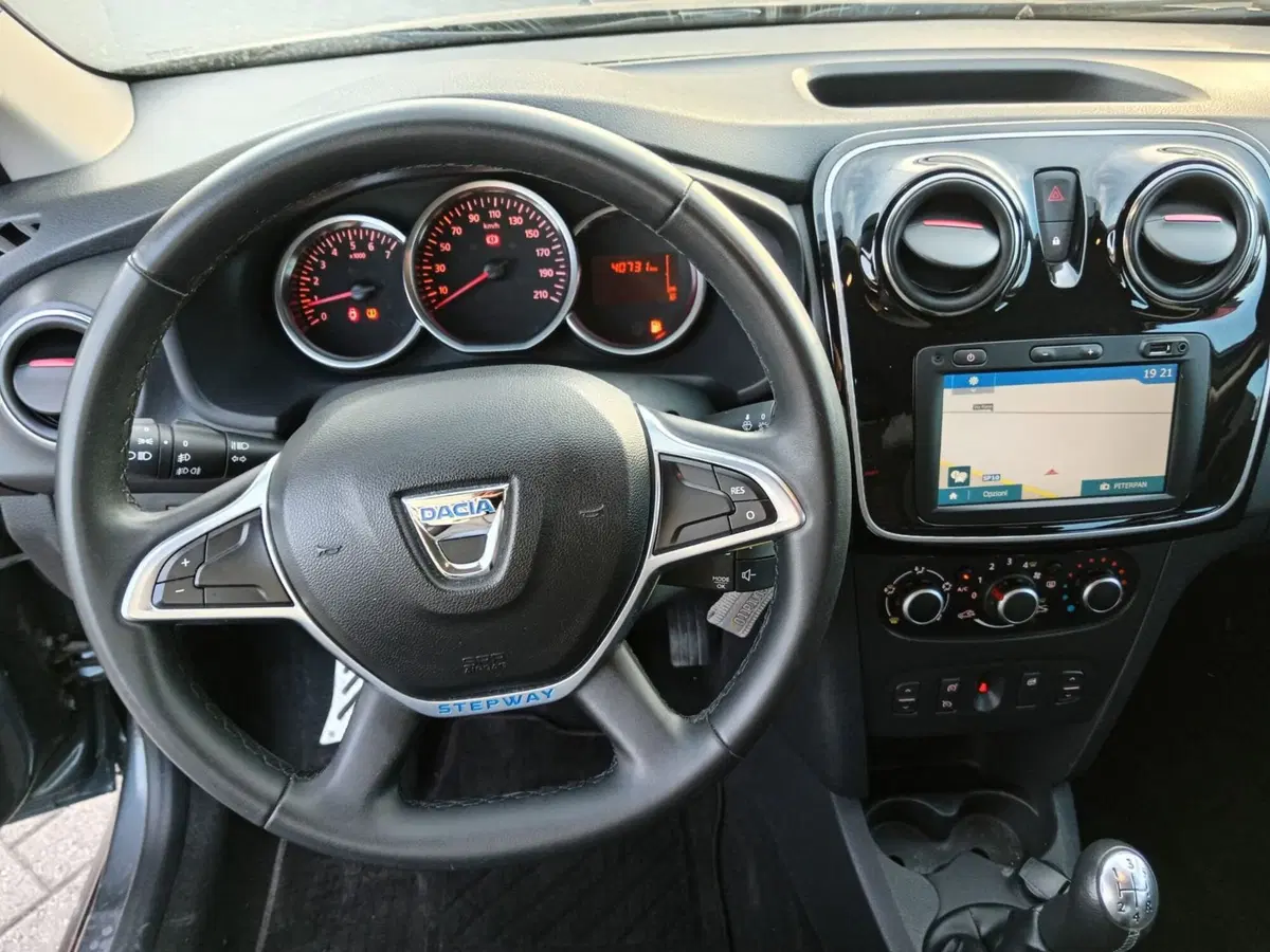 Dacia Sandero usata a Alessandria (12)