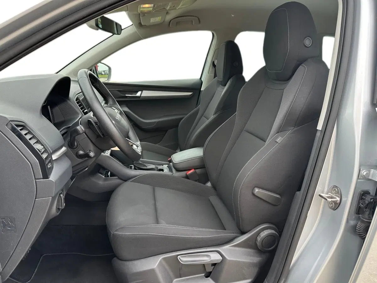 Skoda Karoq usata a Prato (8)