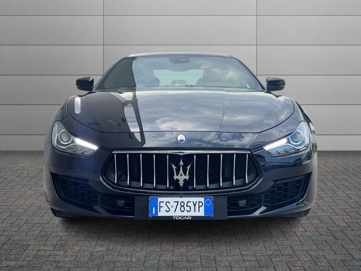 Maserati Ghibli usata a Catania (12)