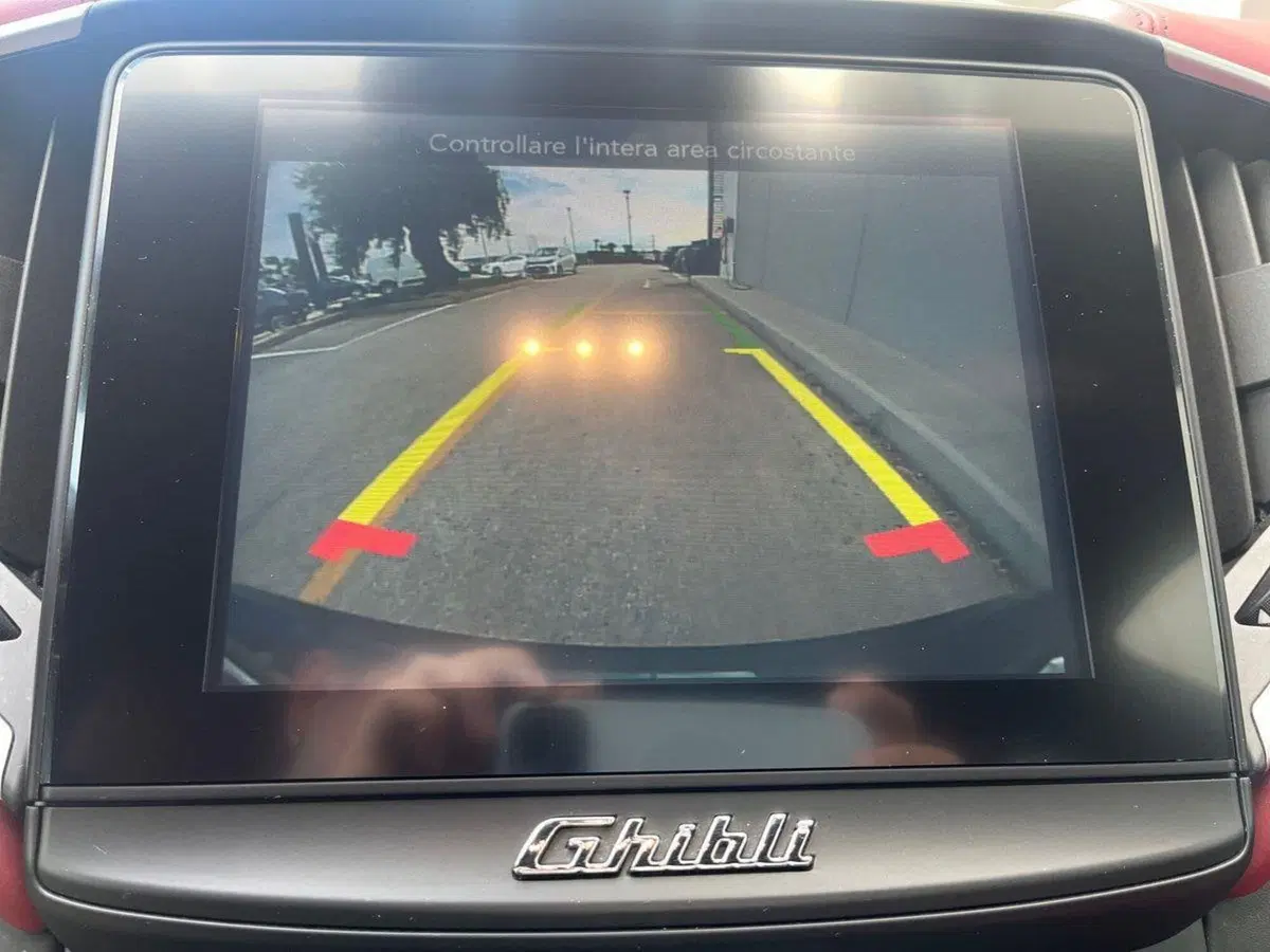 Maserati Ghibli usata a Catania (15)
