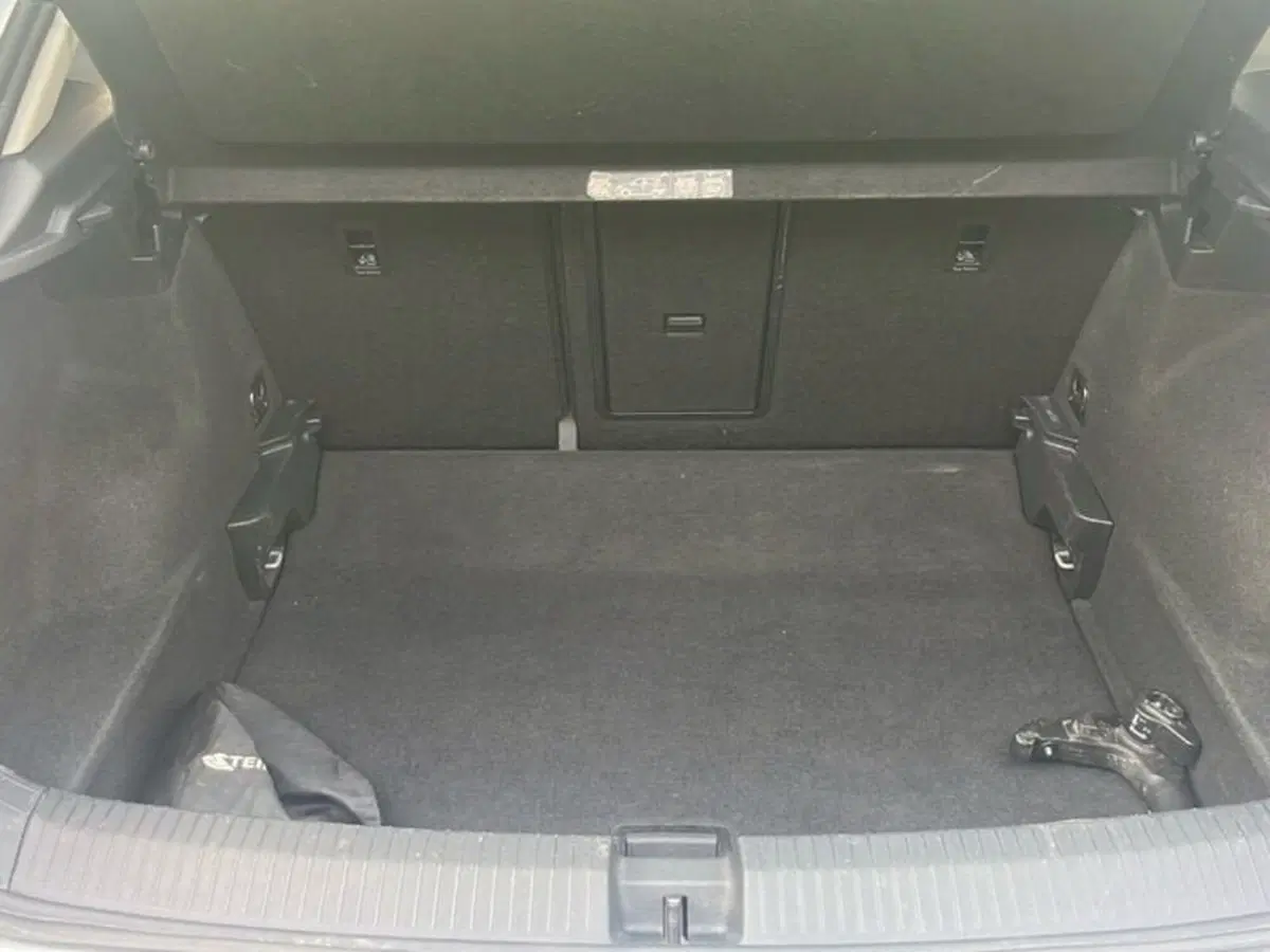 Volkswagen T-Roc usata a Vicenza (9)