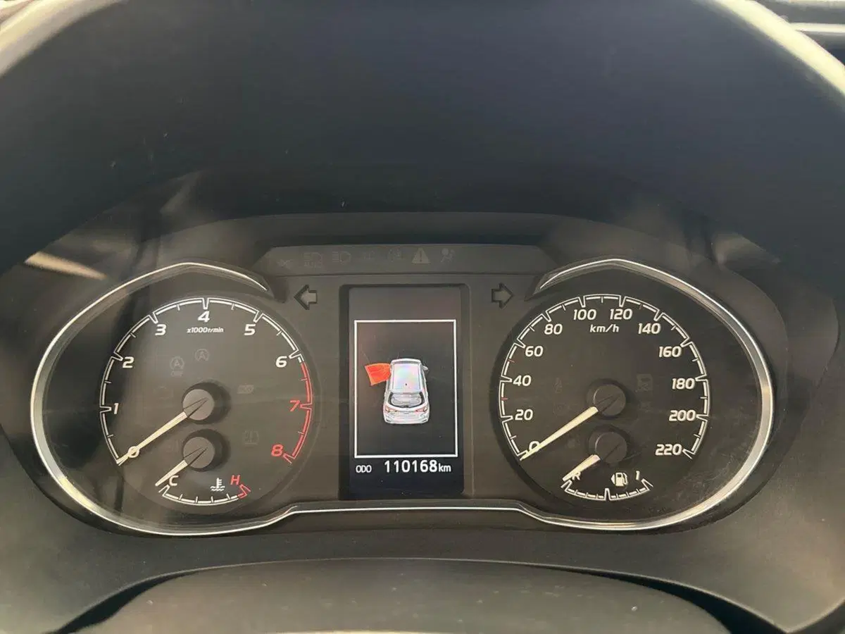 Toyota Yaris usata a Prato (13)