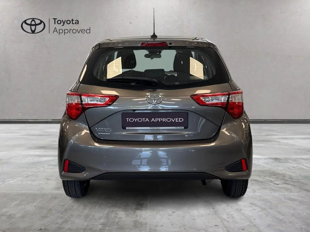 Toyota Yaris usata a Prato (7)