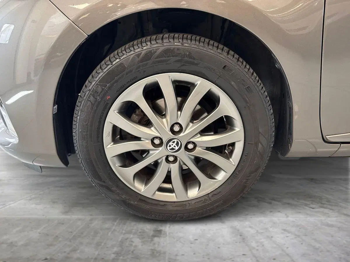 Toyota Yaris usata a Prato (9)