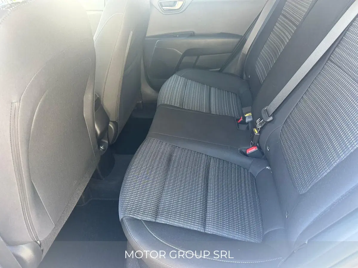 Kia Stonic usata a Napoli (14)