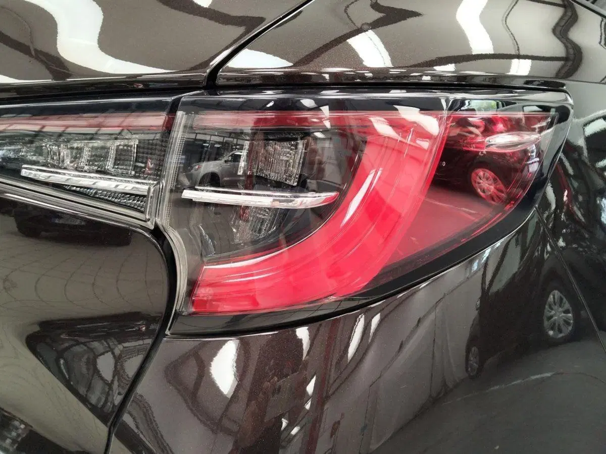 Toyota Corolla Touring Sports usata a Roma (18)