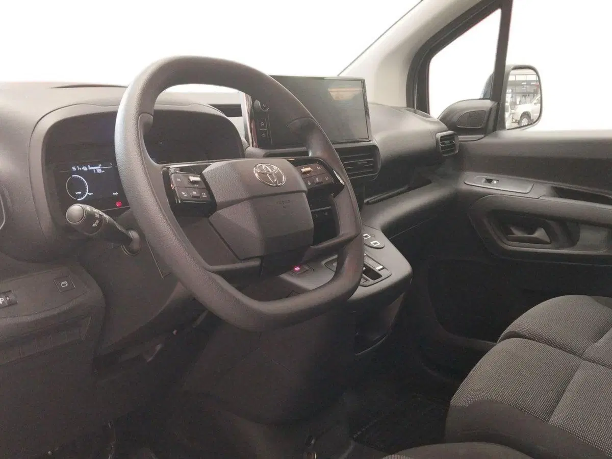 Toyota Proace City Electric usata a Roma (7)