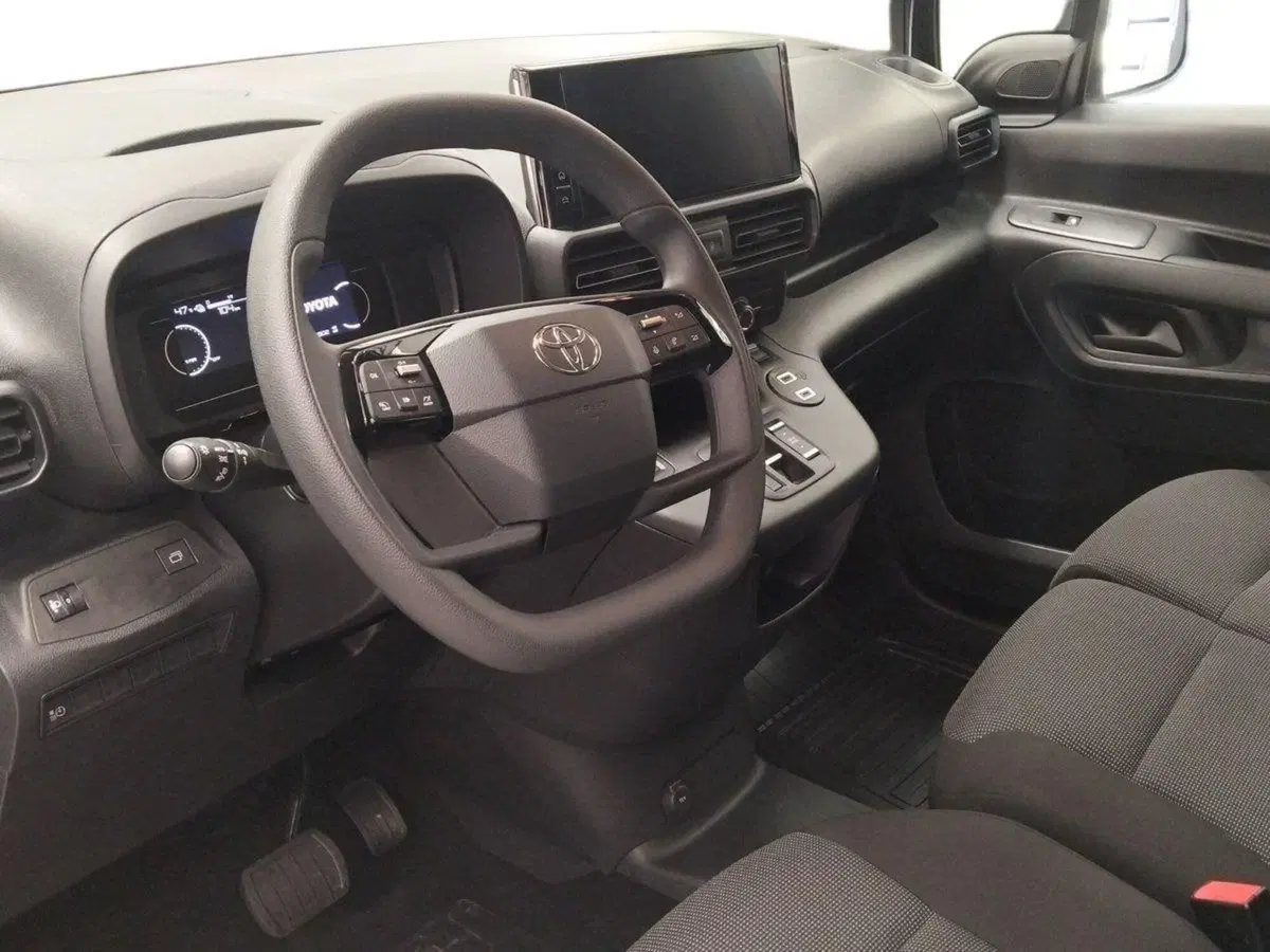 Toyota Proace City Electric usata a Roma (8)
