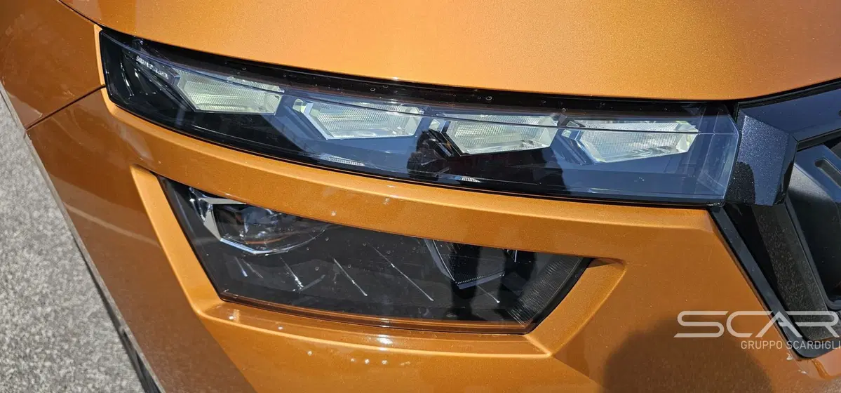 Skoda Kamiq usata a Livorno (11)