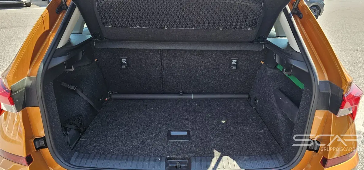 Skoda Kamiq usata a Livorno (18)