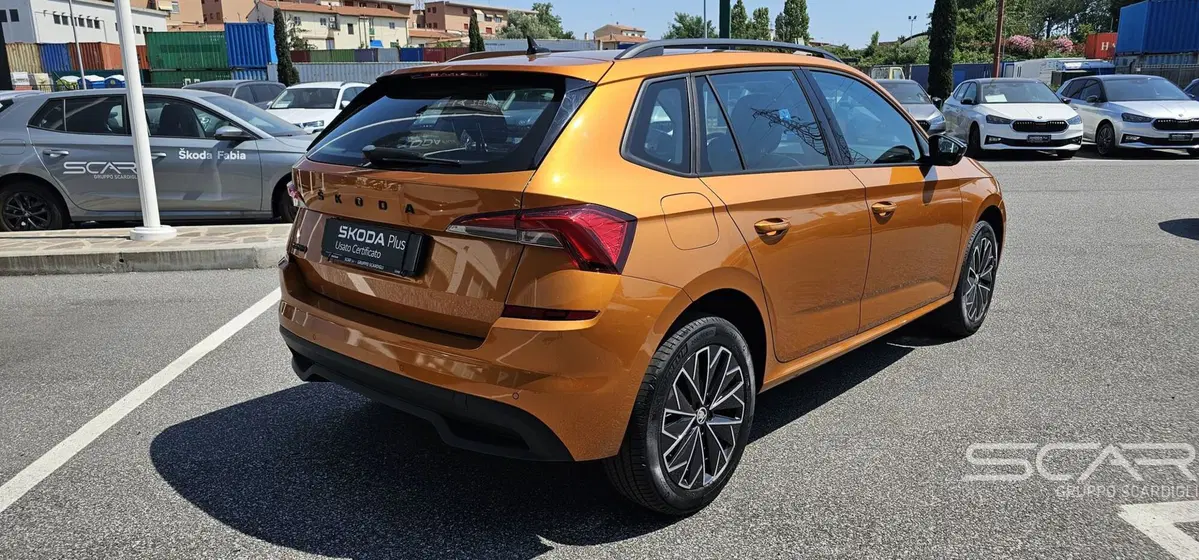 Skoda Kamiq usata a Livorno (6)