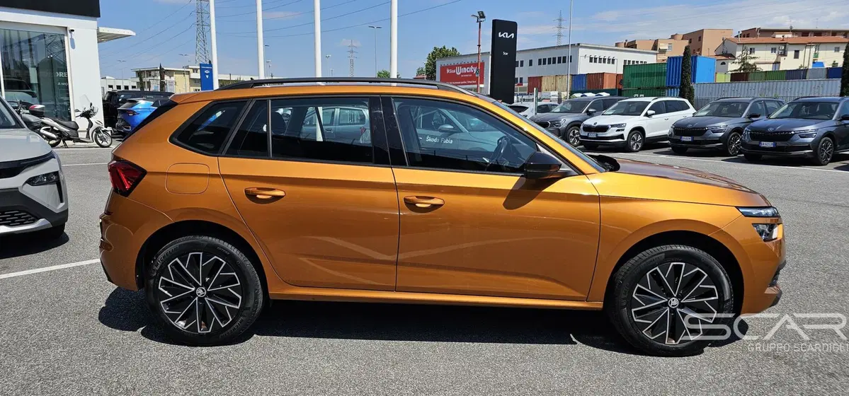 Skoda Kamiq usata a Livorno (7)
