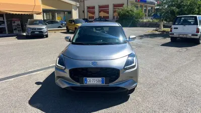 Suzuki Swift 1.2 Hybrid Easy Top del 2024 usata a Tortona