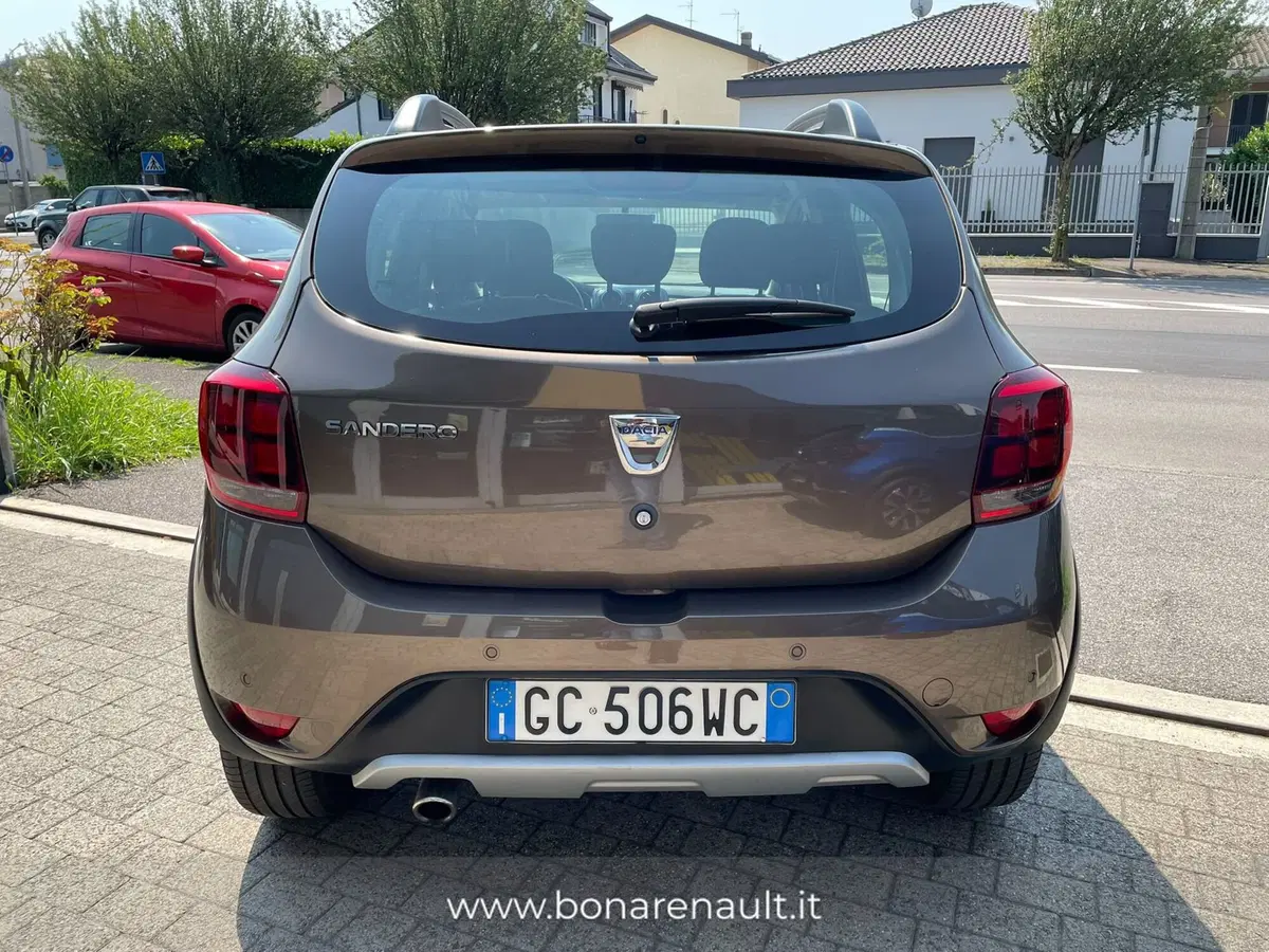 Dacia Sandero usata a Monza e Brianza (5)
