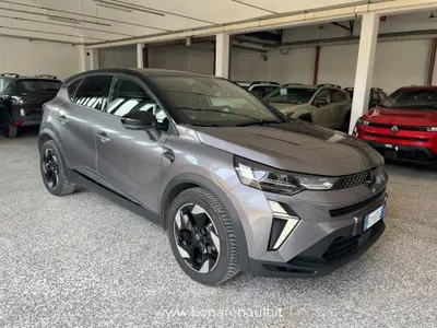 Renault Captur 1.0 tce Techno 90cv del 2025 usata a Lissone