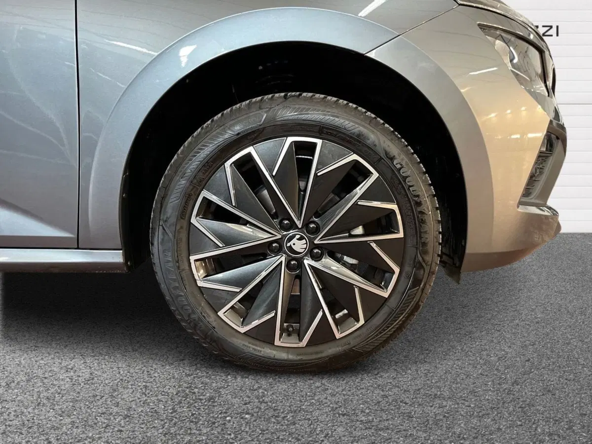 Skoda Kamiq usata a Lecce (6)