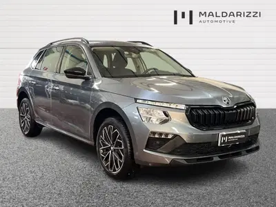 Skoda Kamiq 1.0 tsi Black Dots 95cv del 2025 usata a Bari