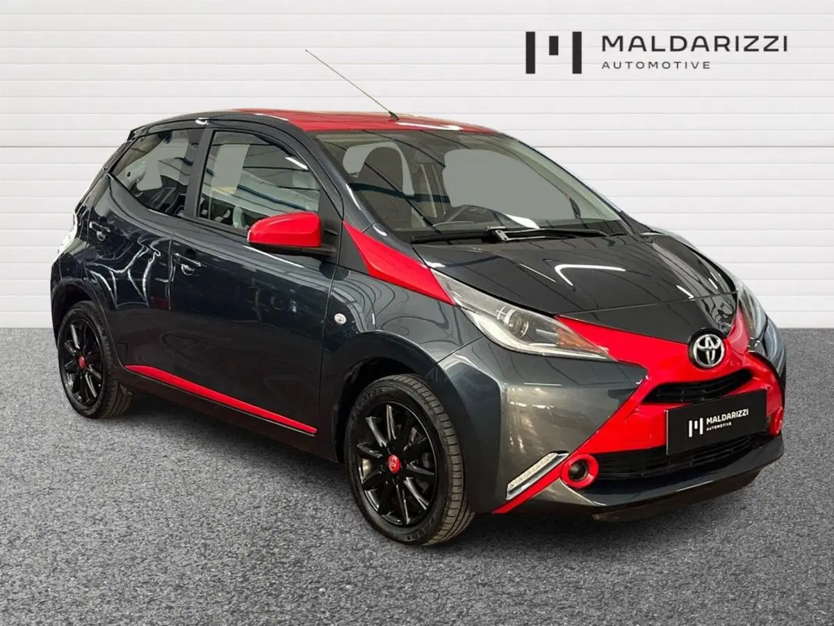 Toyota Aygo usata a Bari