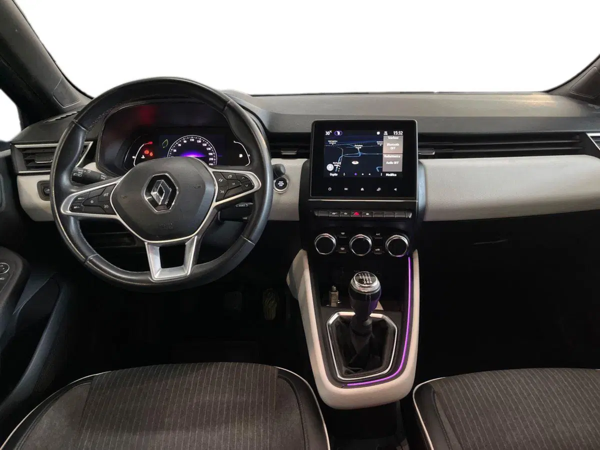 Renault Clio usata a Bari (8)