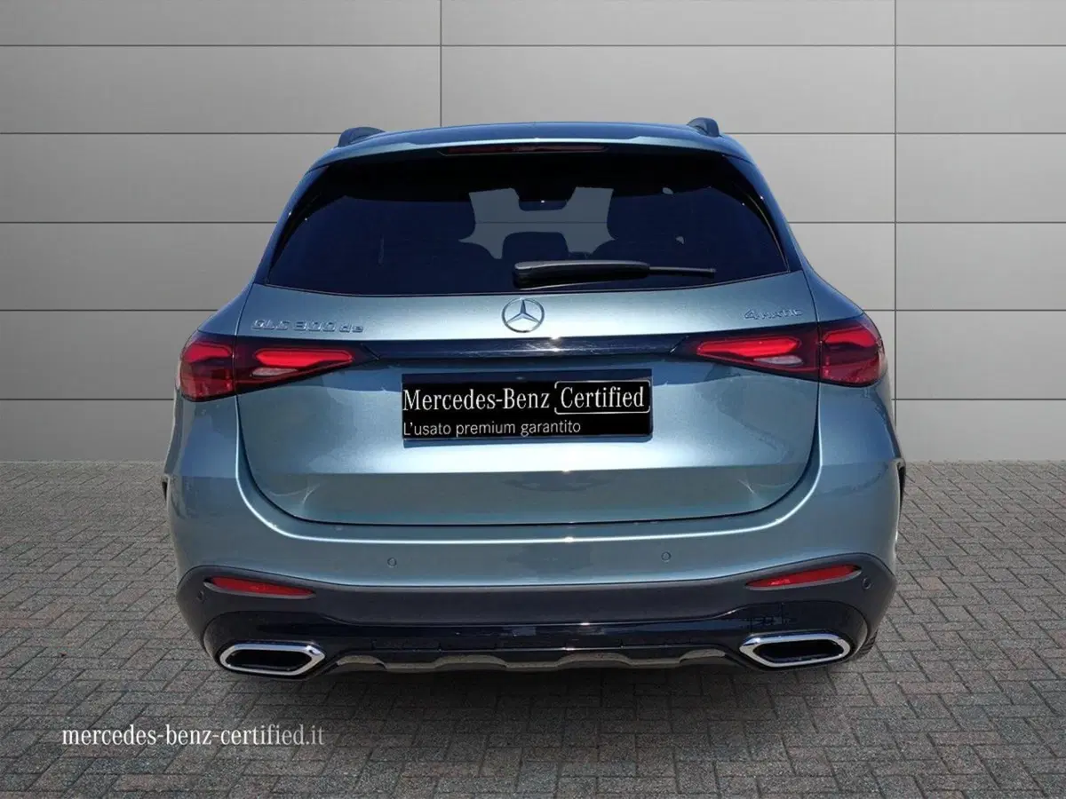 Mercedes-Benz GLC Coupé usata a Bari (4)