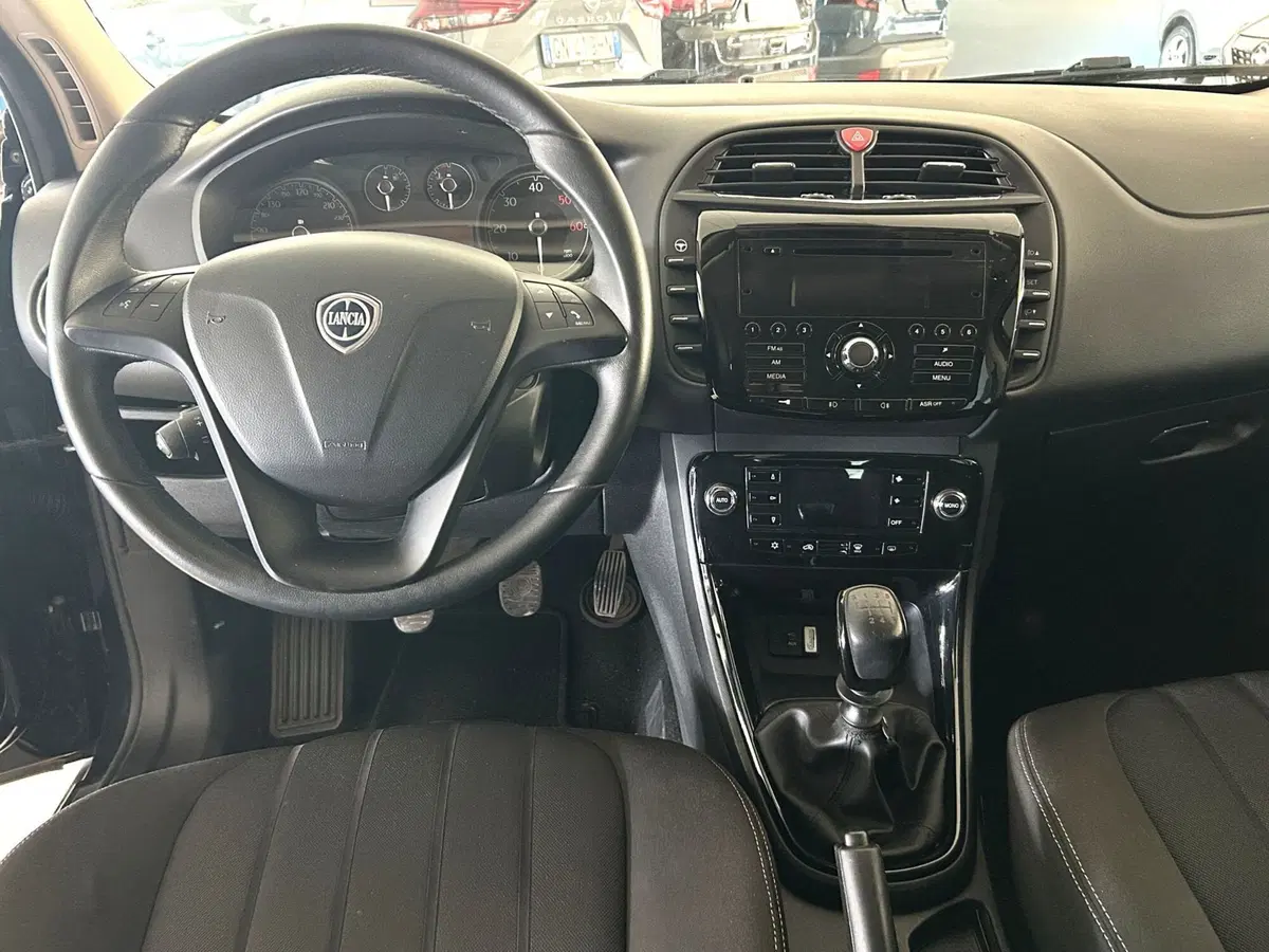 Lancia Delta usata a Ferrara (11)