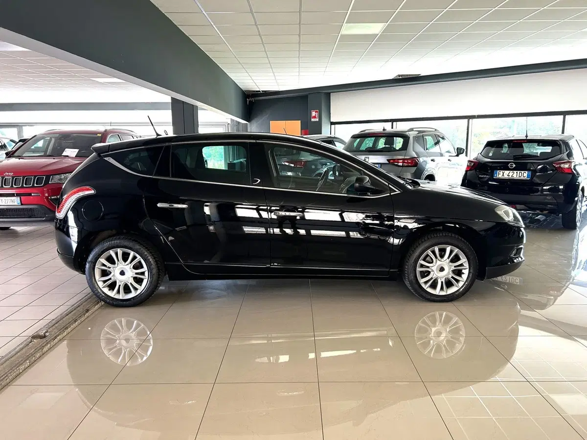 Lancia Delta usata a Ferrara (4)