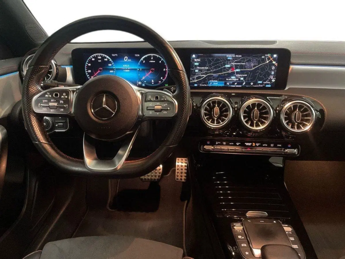 Mercedes-Benz CLA Shooting Brake usata a Macerata (11)