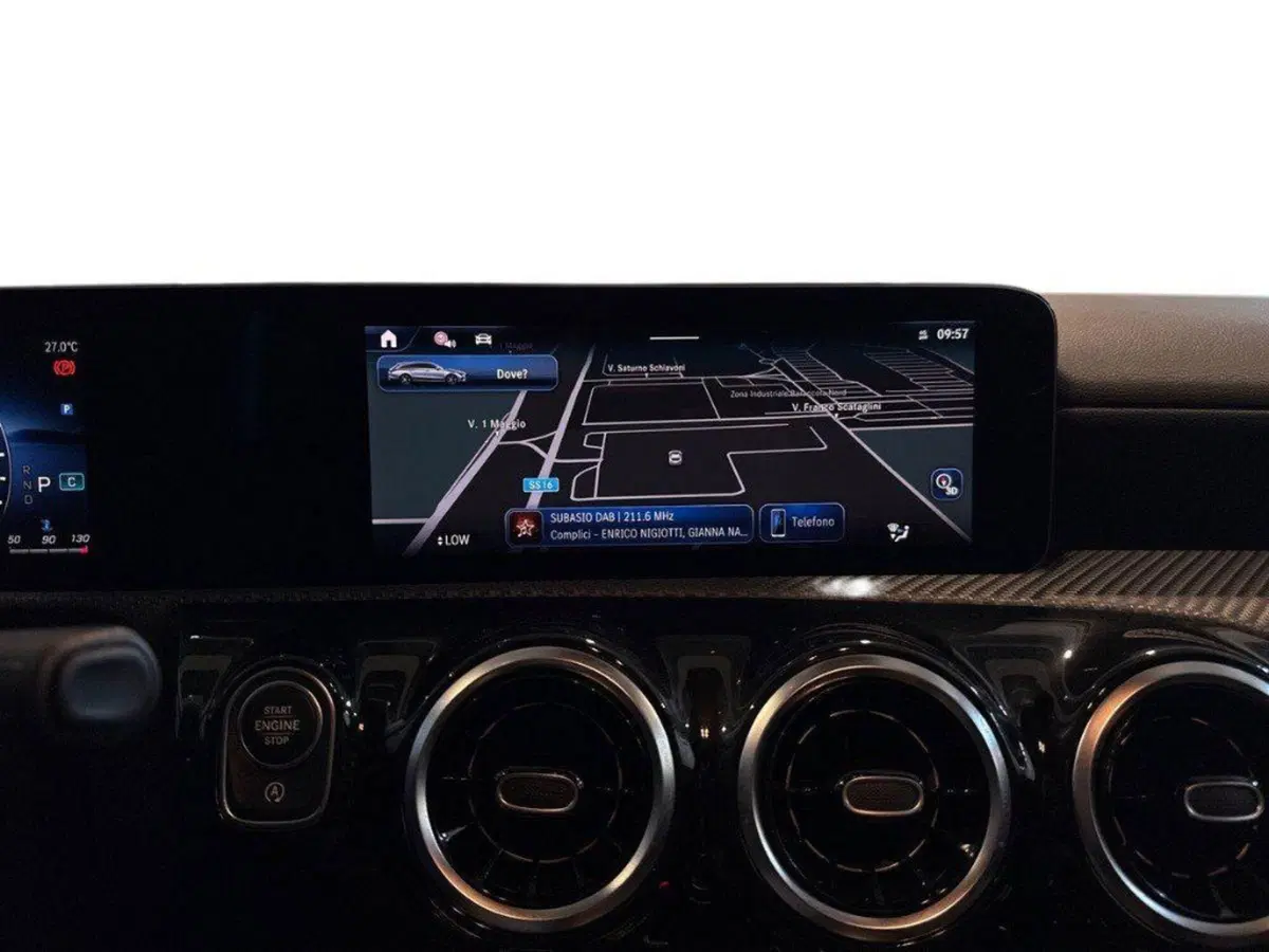 Mercedes-Benz CLA Shooting Brake usata a Ancona (15)