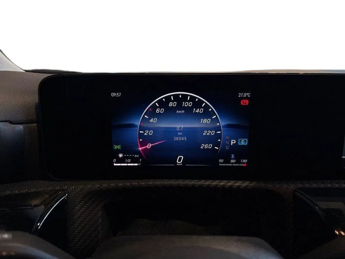Mercedes-Benz CLA Shooting Brake usata a Ancona (9)