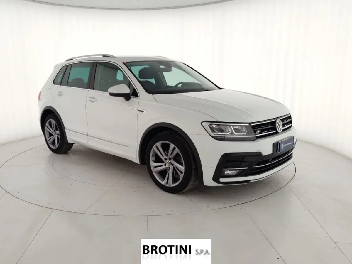 Volkswagen Tiguan usata a Massa-Carrara (4)