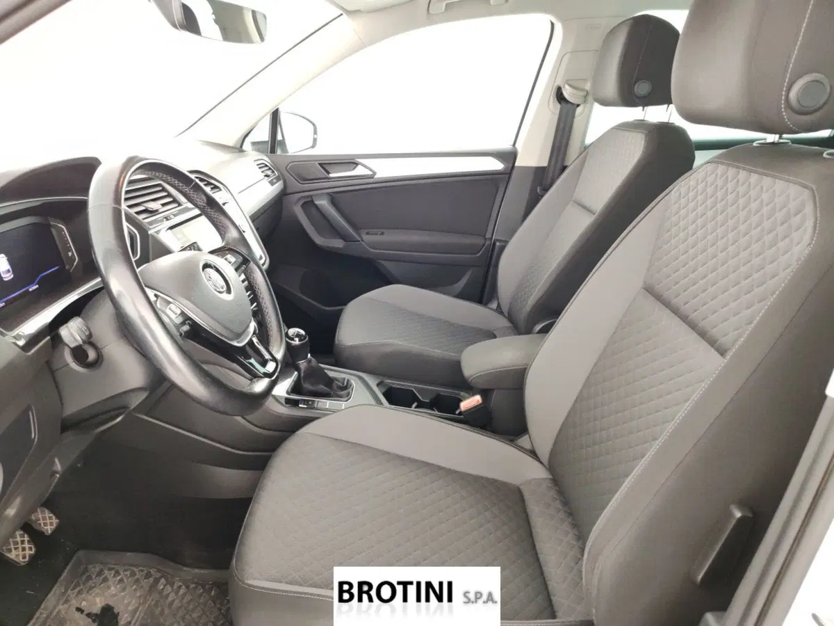 Volkswagen Tiguan usata a Massa-Carrara (7)