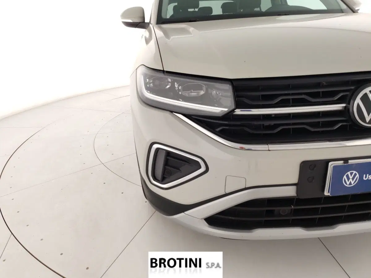 Volkswagen T-Cross usata a Massa-Carrara (5)