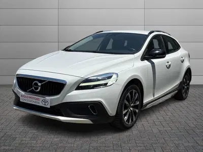 Volvo V40 Cross Country D2 Style Plus del 2019 usata a Palermo