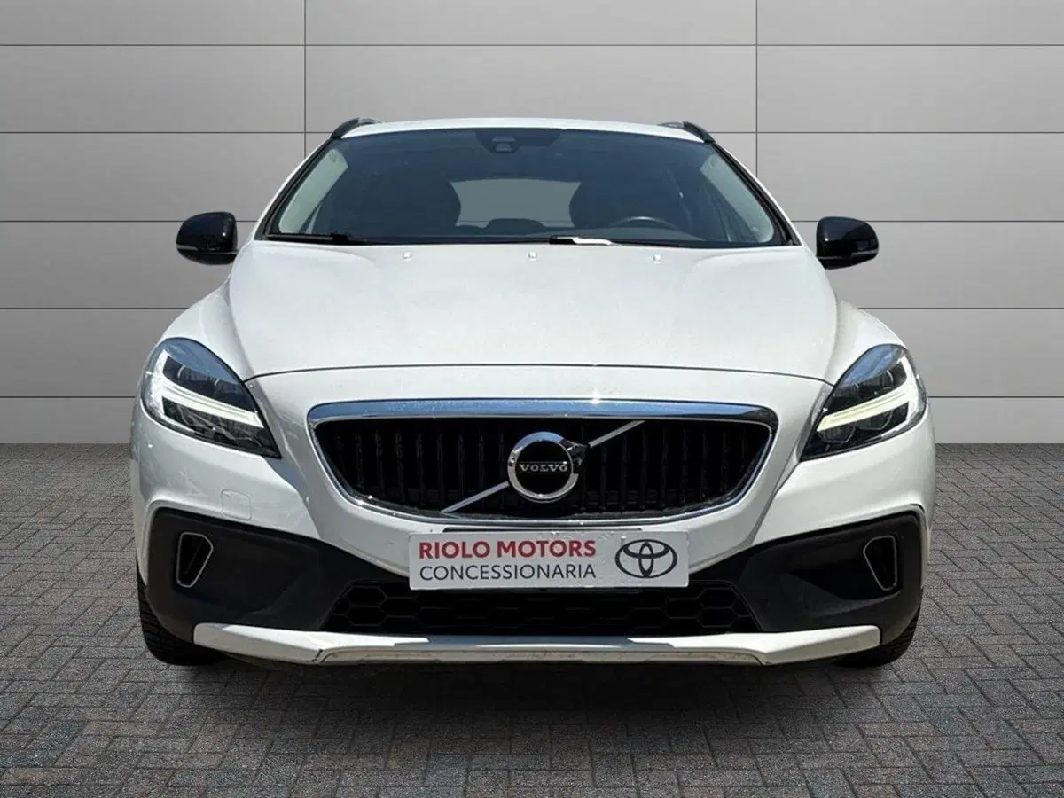Volvo V40 Cross Country usata a Palermo (12)
