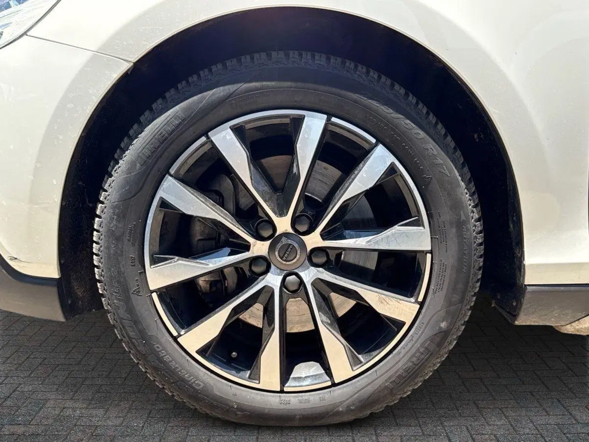 Volvo V40 Cross Country usata a Palermo (14)