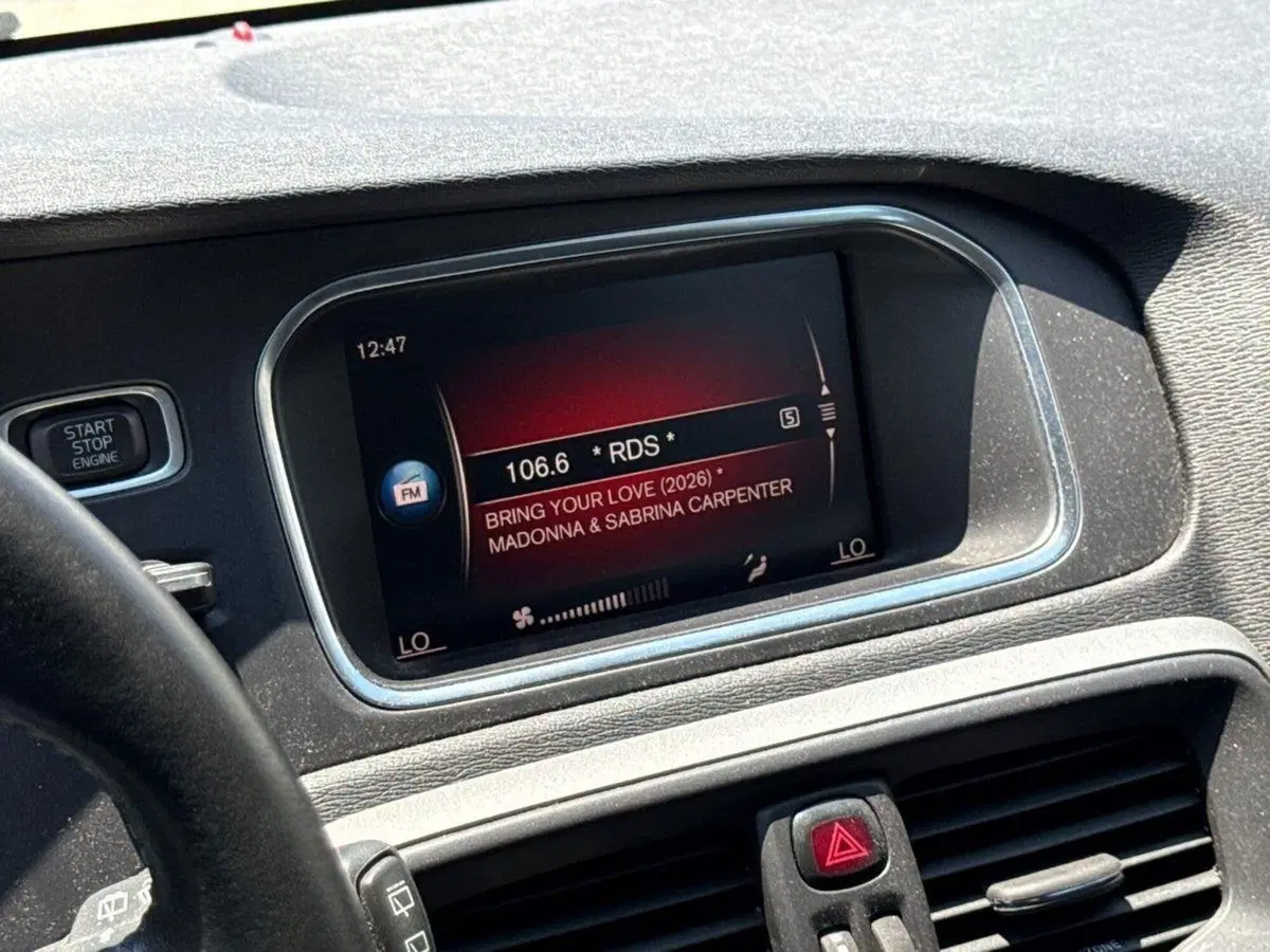Volvo V40 Cross Country usata a Palermo (9)