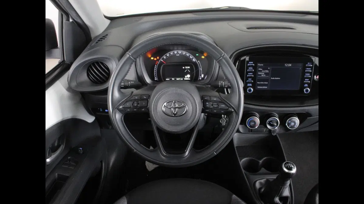 Toyota Aygo X usata a Palermo (10)
