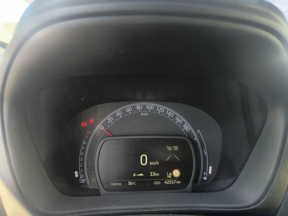 Toyota Aygo X usata a Palermo (13)