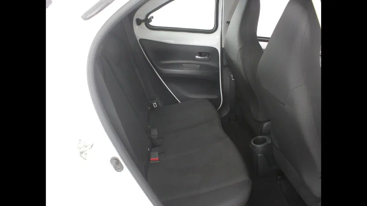 Toyota Aygo X usata a Palermo (8)