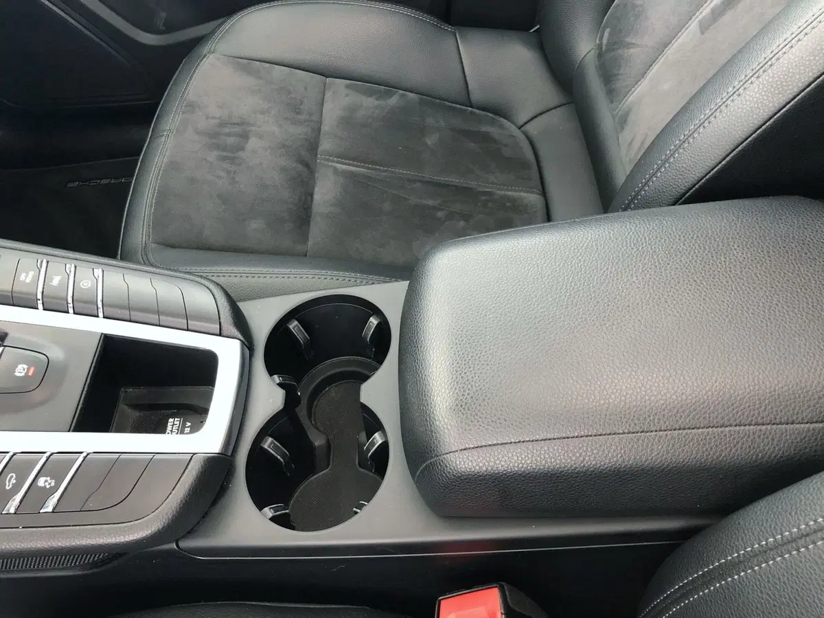 Porsche Macan usata a Perugia (18)