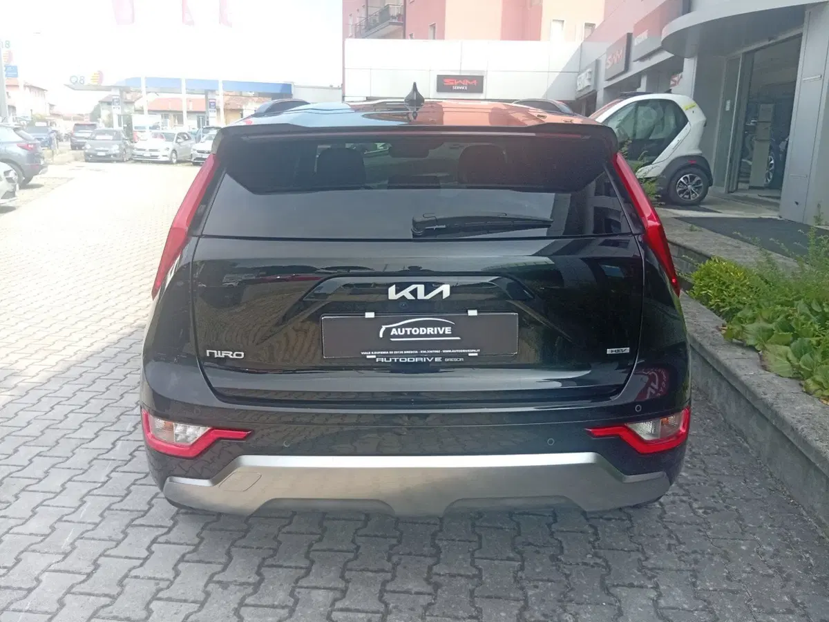 Kia Niro usata a Brescia (6)