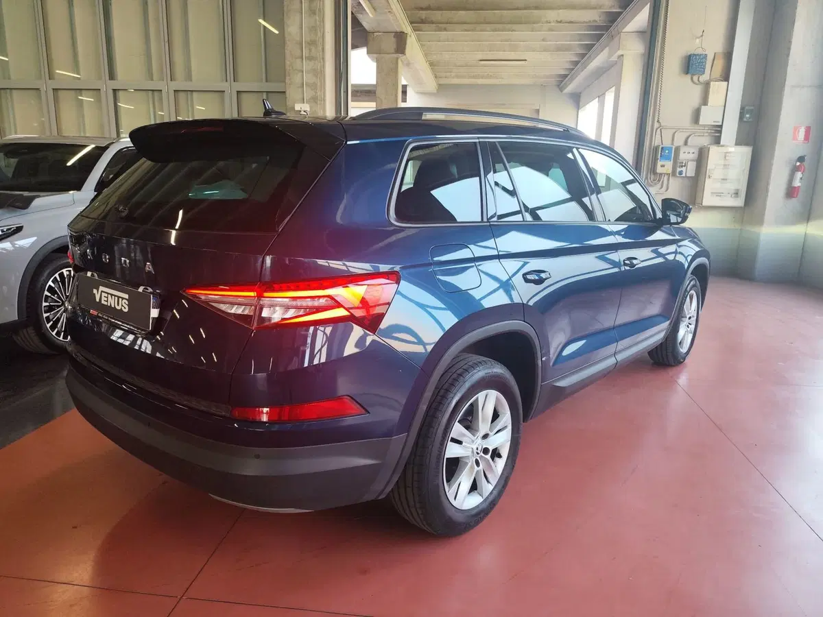 Skoda Kodiaq usata a Milano (6)