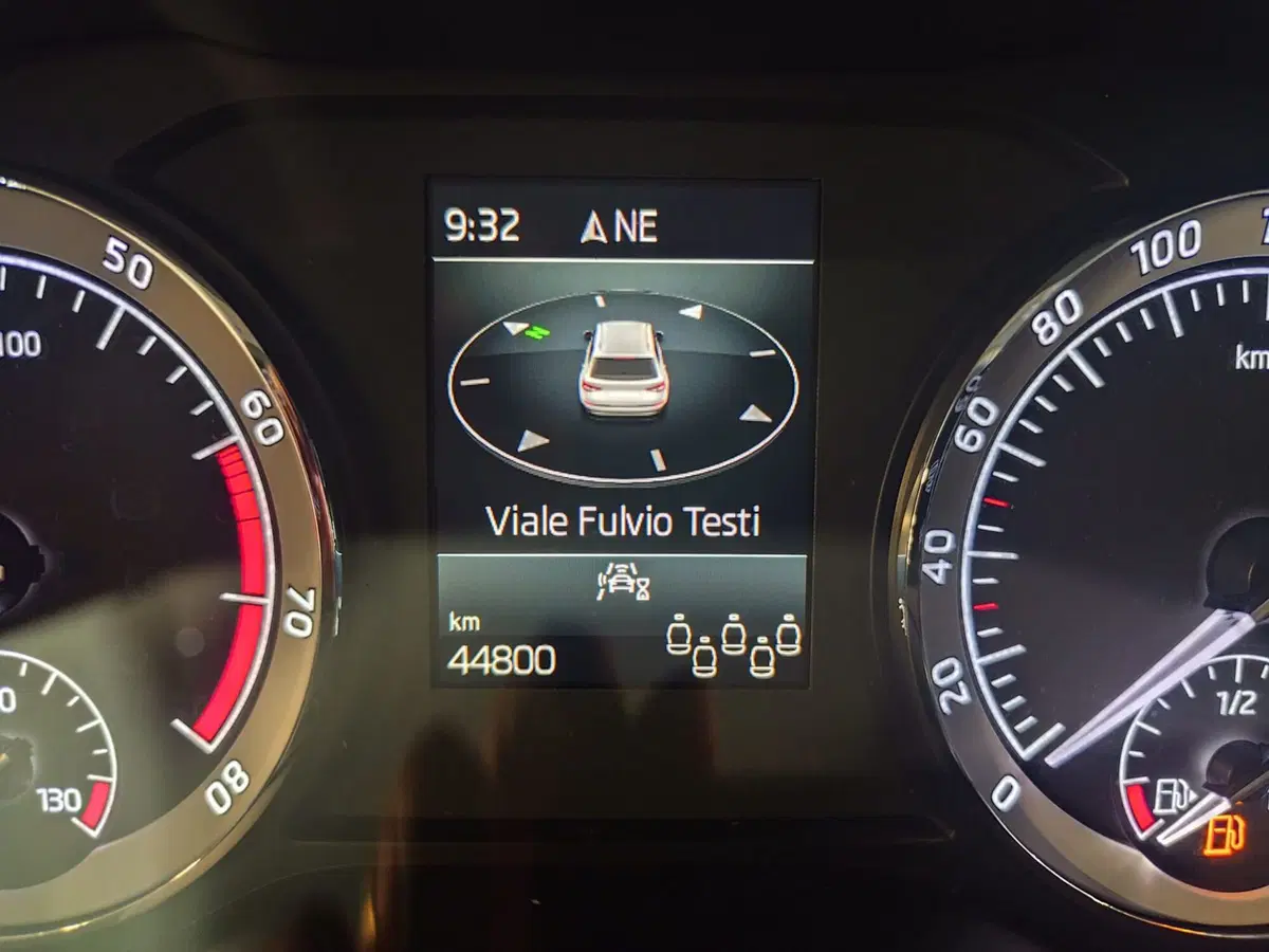 Skoda Kodiaq usata a Milano (9)