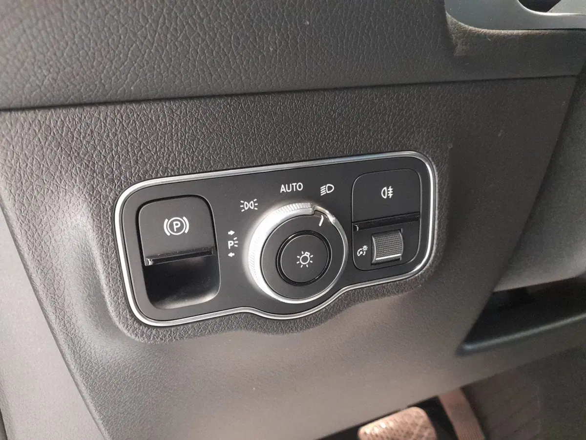 Mercedes-Benz GLB usata a Bologna (10)