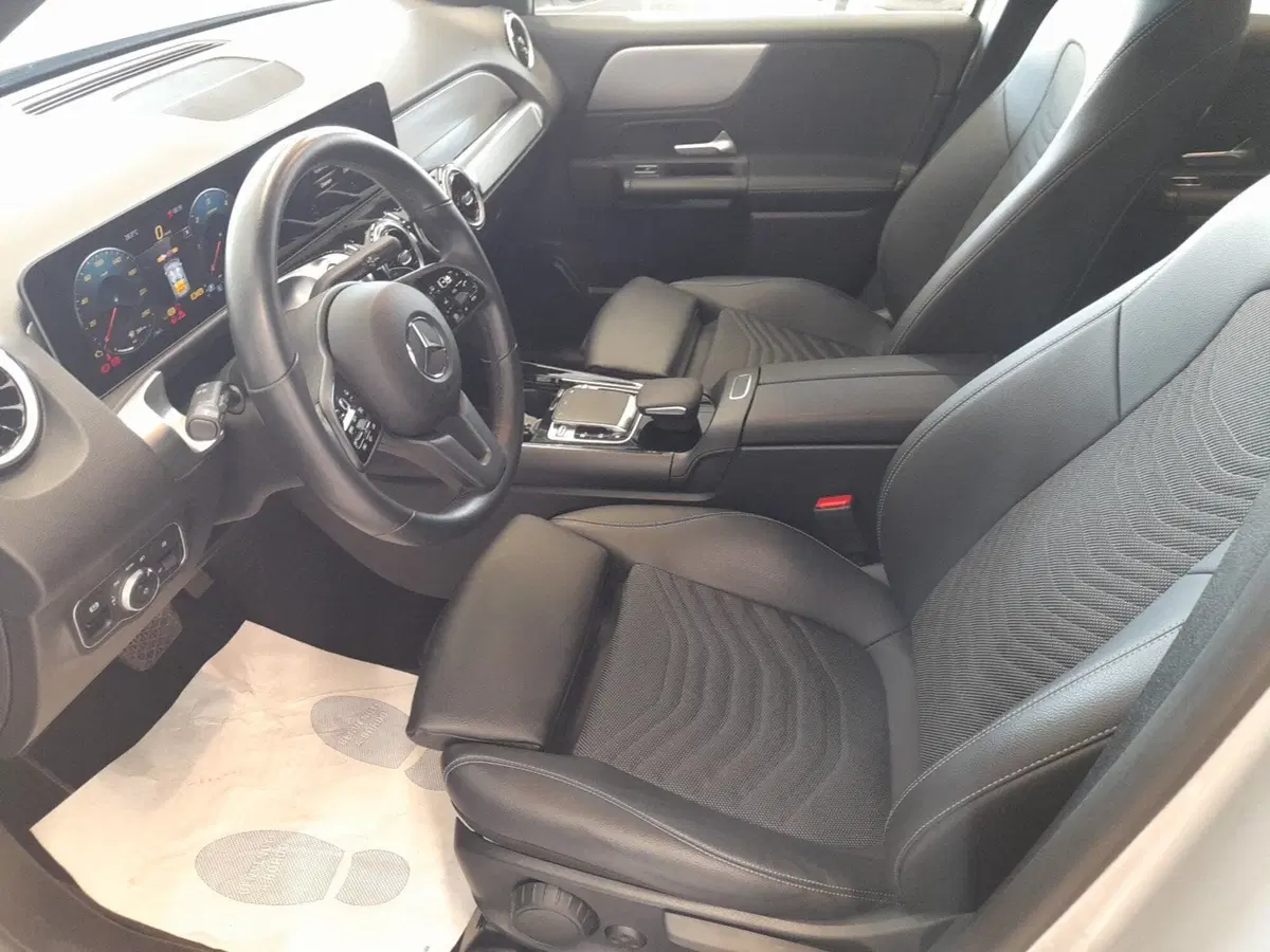 Mercedes-Benz GLB usata a Bologna (11)