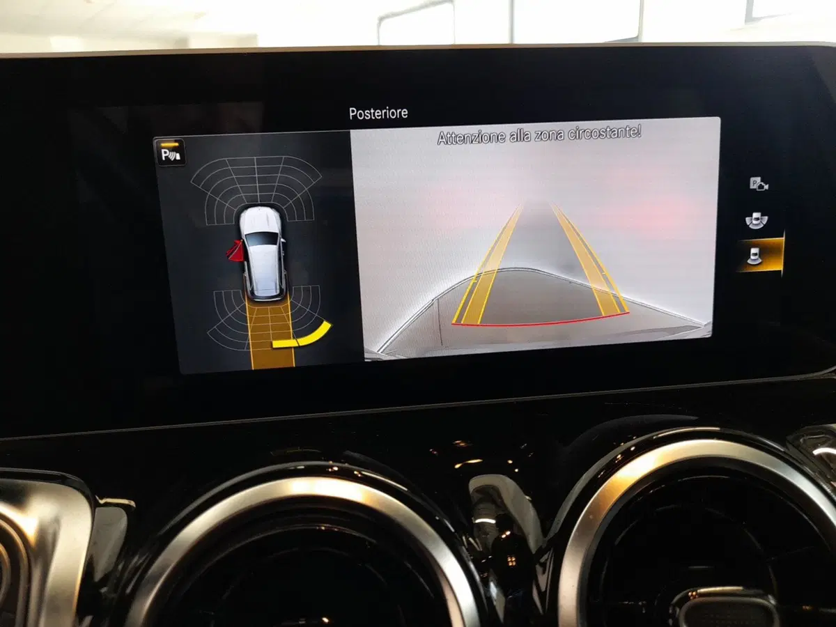 Mercedes-Benz GLB usata a Bologna (15)