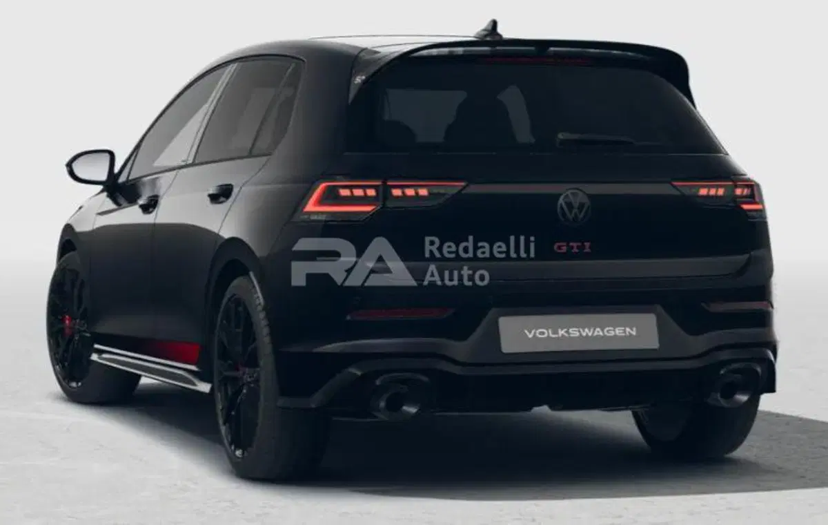 Volkswagen Golf nuova a Lecco (3)